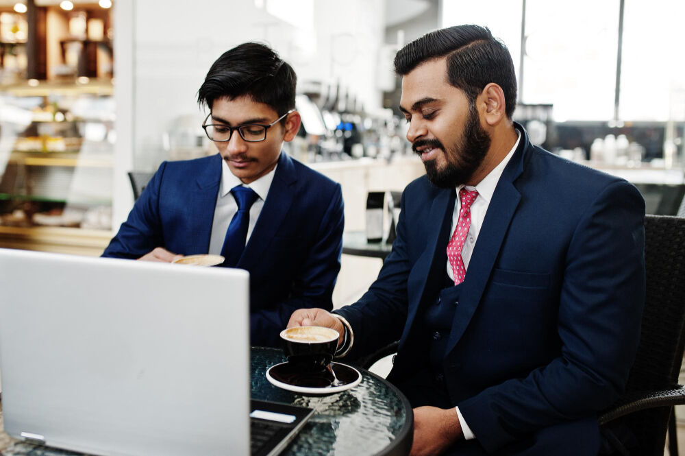 Supply chain professionals reviewing job opportunities